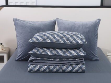 Комплект постельного белья Софи де Марко Роберто №11 с одеялом 1,5-спальный