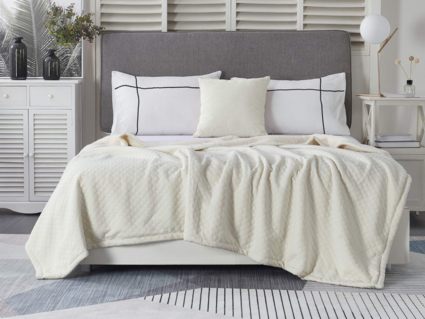 Покрывало Софи де Марко Гранд (молоко) 220х240